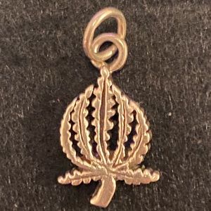 Vintage Sterling Silver Leaf Pendant